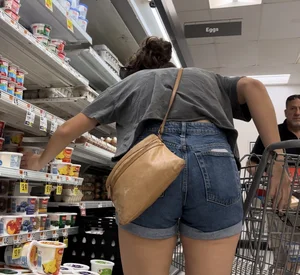 (CapnCreep) Brunette Cutoff Jeans Upshot OC