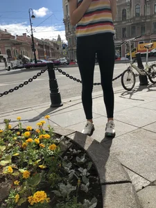 Skinny candid teen wearing tight jeans street photos