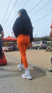 Slim latina perfect body in orange leggings [oc]