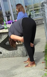 Candid girls in leggings and tights