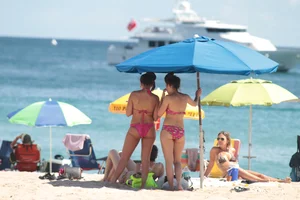 Deerfield Beach bikini girls