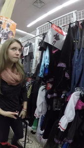 Big Booty in Yoga Pants at the Store Creepshots