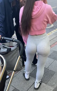 THE BEST ASS IVE EVER CAUGHT! (OC) super tight body grey leggings