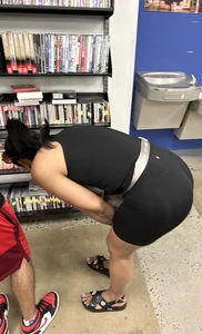 Nice round VPL booty squat&bendover‼️