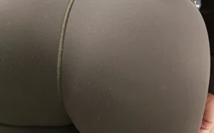 Incredible white bubble ASS. Close up. GIF.