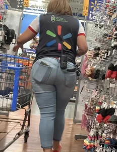 Hot Thick Rican Big Booty MILF