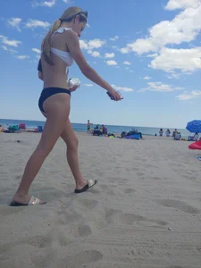 A Nice Hunched Candid Skinny Girl in Swimsuit at a Beach Creepshot