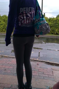 Skinny Candid Girl in Yoga Pants on the Street Creepshot