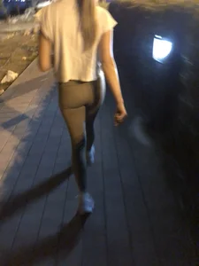 Hot ass in leggings street creepshot