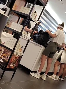 Tea in biker shorts +1