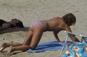 Sexy mature girls on Vilanova topless beach