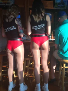 Candid sexy Hooters girls in their uniforms
