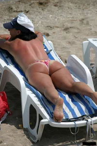 Beach voyeur babes in bikinis, thongs and topless
