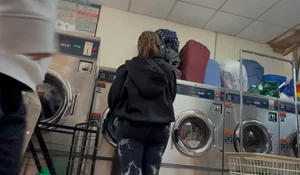 PAWG doing laundry