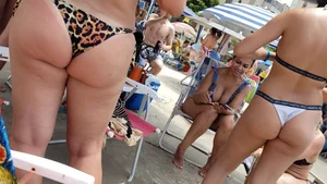Brazillian beach creepshots, huge gallery of candid girls in swimsuits