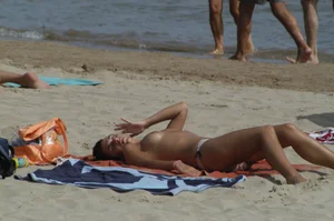 Sexy mature girls on Vilanova topless beach