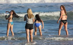Mix of candid girls at the beach and in bikinis