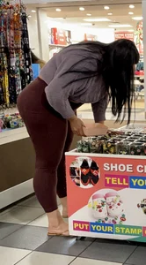 Enormous ass in brown tights supermarket creepshots