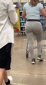 MATURE LATINA