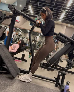 Slim Thick Tight Ass in Gym Sharks (GIFS)