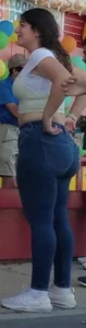 Teen Pawg in TIGHT jeans