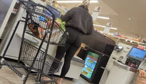 Phat ass at self checkout  / Not OC