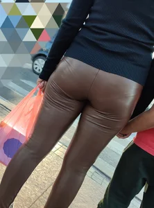 Leather leggings Ass in one day