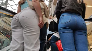 PAWG in white jeans, what an ass!