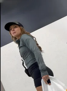 Super fit milf ordering food