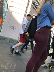 Perfect Ass And Fit Legs in Tight Red Jeans Street Crosswalk Creepshots Gallery