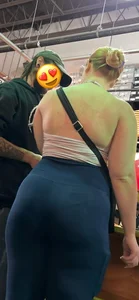 Thick blonde chic‼️