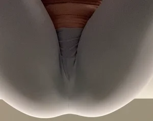 Milf in Tights Moist Crotch Creepshots Gallery