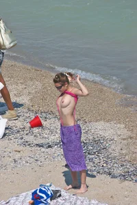 Candid beach and bikini babes