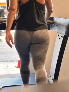Gym milf PAWG on treadmill ep.2
