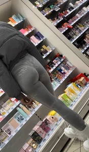 German petite tight grey leggins slut gave me a show infront of her bf