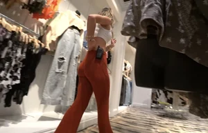 Amazing Latina Orange flares  NOT OC