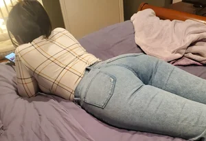 Great ass in tight jeans, girl in bed home creepshot