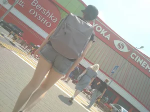 Sexy Candid Legs in Denim Shorts Street Creepshot