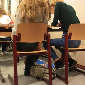 lovely college bottom sticking out - (by lvbottom)