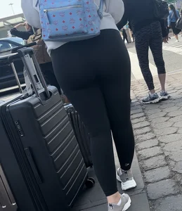 Tall European big bubbly ass ( OC , Airport Series )