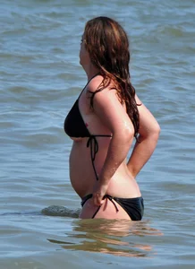 Thick Cape Town beach girl in tiny bikini