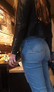 Nice looking girl with a little sexy bubble ass in tight jeans
