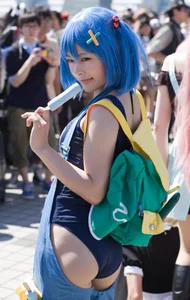 Sexy Asian girls in Cosplay outfits