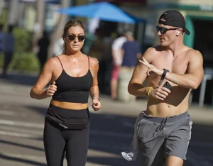 Amazingly hot candid sweaty girls jogging creepshots
