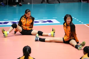 Thai candid volleyball girls