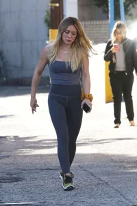 Hilary Duff in grey tights leaving Alfreds Coffee in Studio City