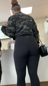 Perfect PAWG ass in lulu pants