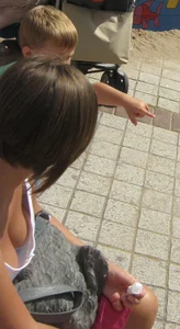Candid boobs, nip slip and downblouse pics