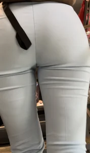 Nicely shaped college girl ass in blue pants