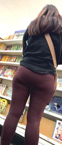 Asian MILF in mask hiding her thick VPL booty and upshot